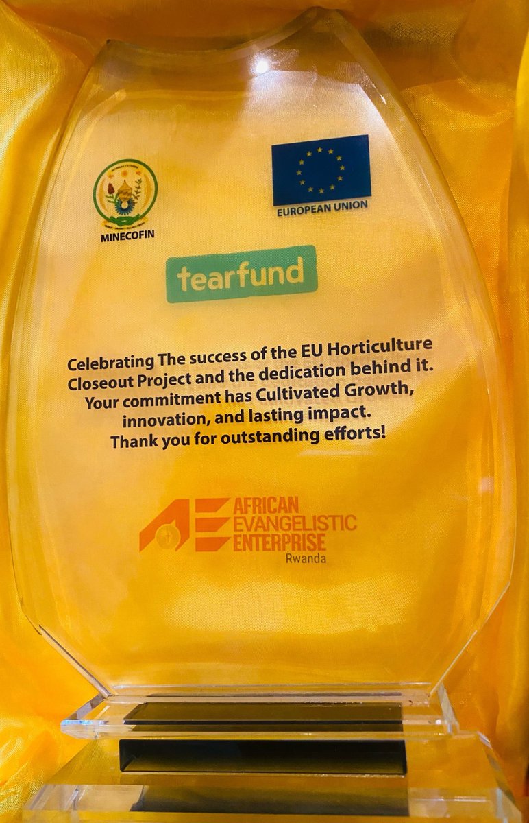 AGRIRESEARCHLtd's tweet photo. We are thrilled to be recognized as one of #TopPartners of the EU Horticulture Project, which concluded today. It has driven agricultural innovation and positively impacted over 30,000 farmers. Special thanks to @aeerwanda and @Tearfund for their invaluable collaboration. https://t.co/uIn3yNXiS2