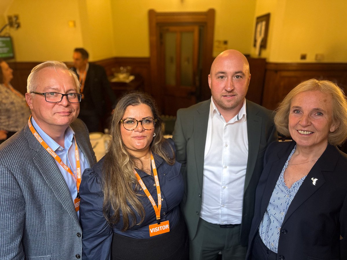 iNHouseComms's tweet image. Important discussions in Parliament today on chronic pain. MPs, Peers, charities & clinicians joined to discuss a more proactive, patient-led approach to pain management, covering policy, innovation & real-world impact.
Proud to support Alternaleaf UK on this important issue.