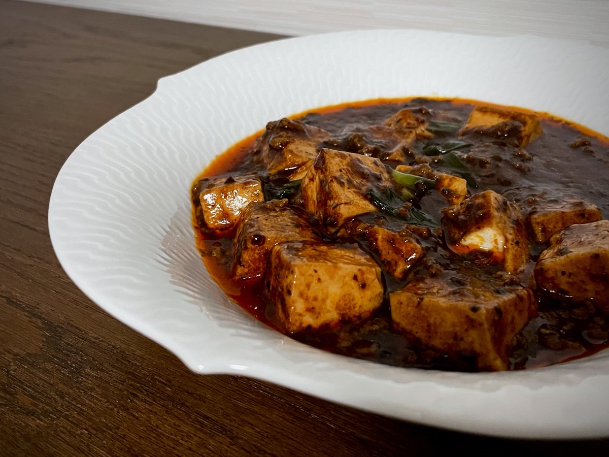 深夜2時に麻婆豆腐を作るのも大概だけど、深夜2時に鯛を捌いてアクアパッツァを作るやつ(友人)よりはマシだと思っている