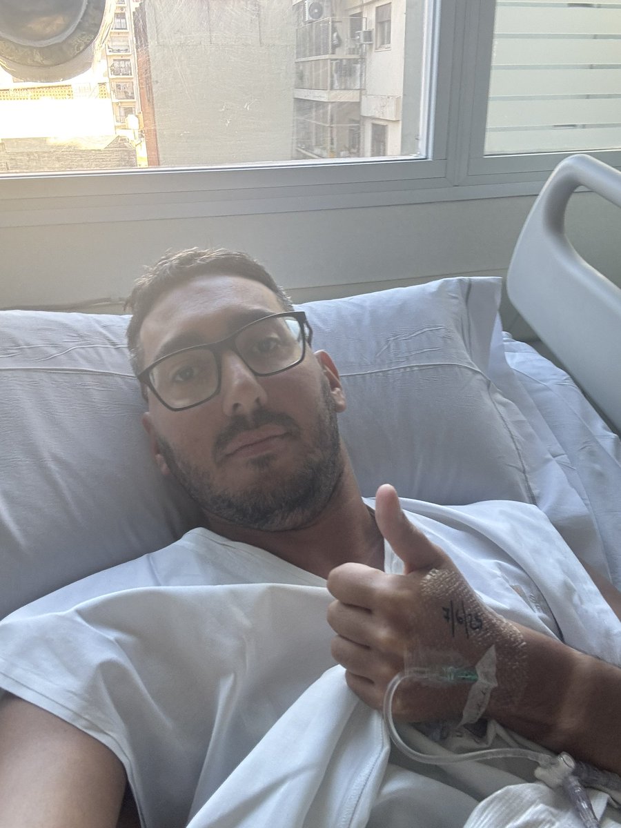 Ya operado y poniendo las pilas para llegar al 25 aniversario <a href="/pablitolescano/">Perrito Malvado</a>