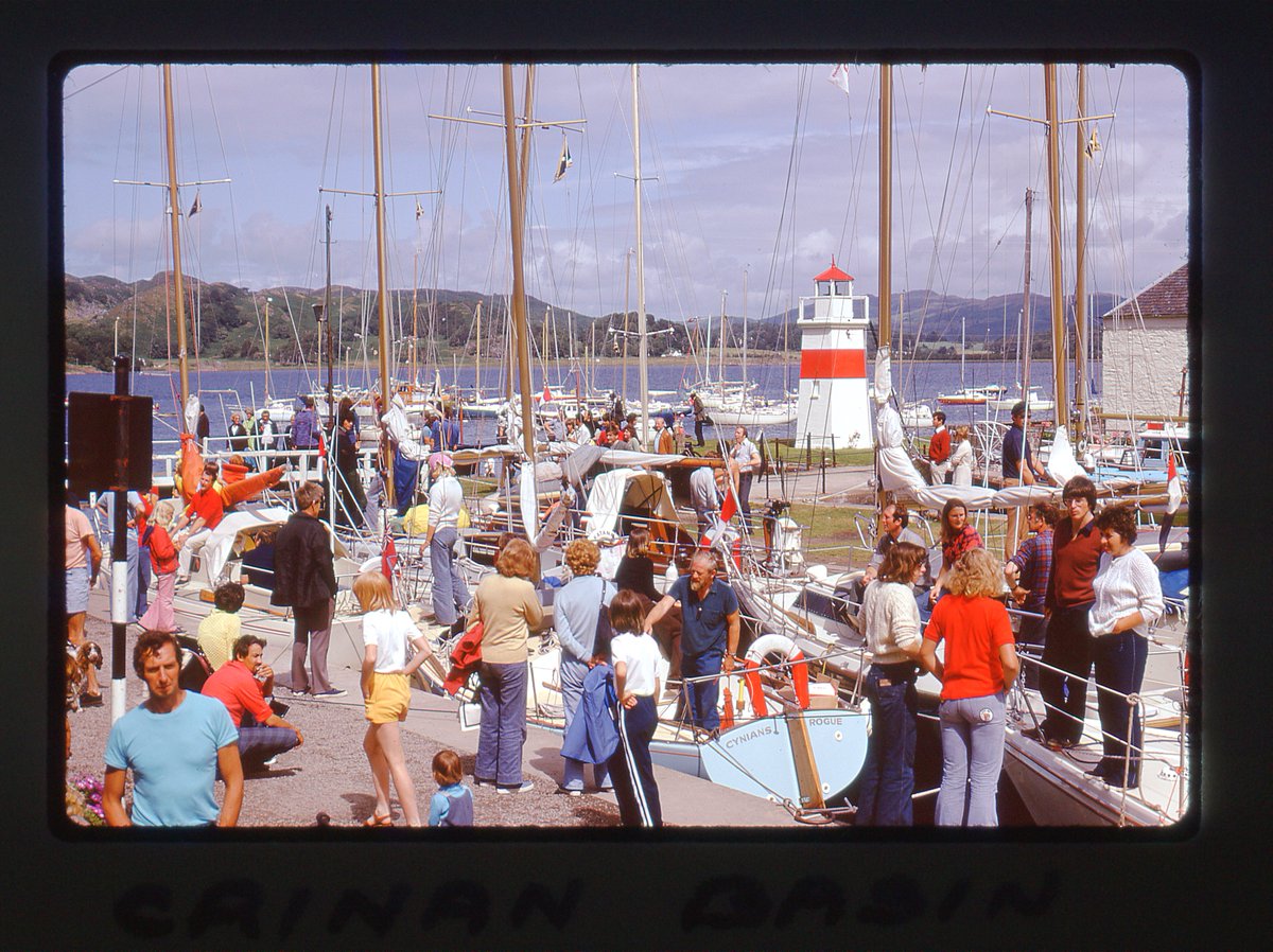 UnicornUnbound's tweet photo. These 35mm photos of Crinan Harbour (Argyll and Bute) were taken in July 1974, at the annual Tobermory Race organised by the Clyde Cruising Club.
#Crinan #CrinanCanal #Tobermory #Scotland #Mull #Glasgow #archives #photography #35mm #35mmPhotography #FacesInTheCrowd #SoundOfJura https://t.co/nMtO2kCxv6