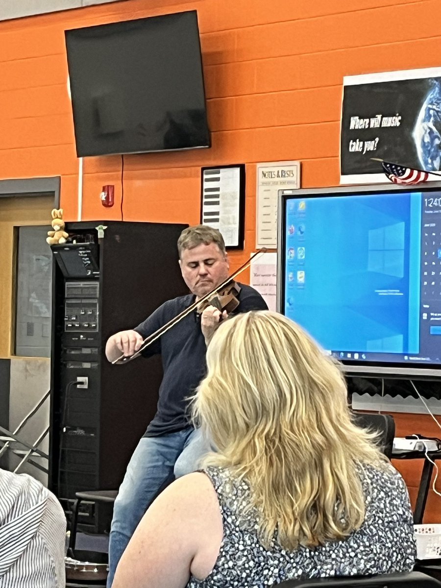 Bluegrass music is amazing.  Learning with Randy Latham is awesome!   So talented!  <a href="/KedcARTS/">RENAISSANCE Grant</a> <a href="/KEDCGrants/">KEDC Grants</a> <a href="/KEDC1/">KEDC</a>