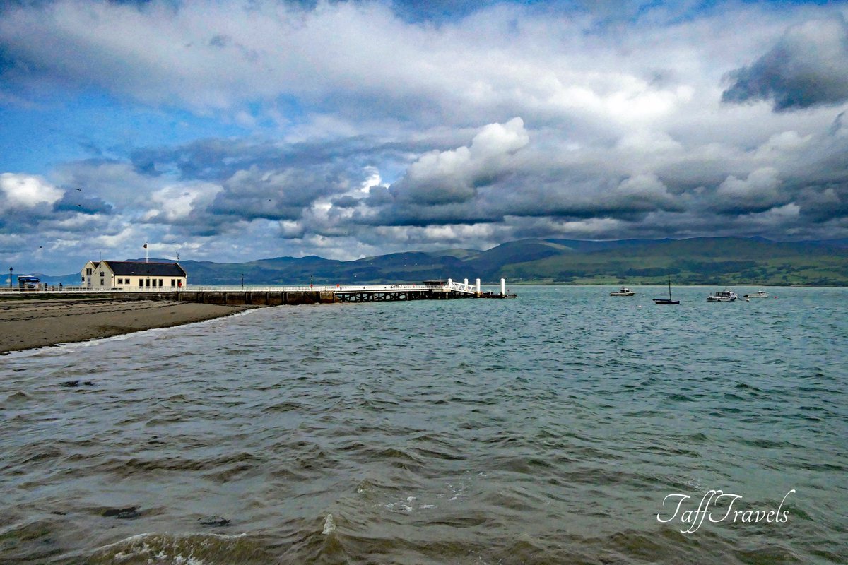 Antony Humphreys (@tafftravels) on Twitter photo Lovely walk on Bangor Pier to the Pier Pavilion Tea Room at the end to take in the views across the Menai Strait to Anglesey Couldn't resist popping over the water to Beaumaris for a little walk around <a href="/VisitNorthWales/">Visit North Wales</a> <a href="/VisitAnglesey/">Visit Anglesey</a> <a href="/northwalesmag/">North Wales Magazine</a> #BangorPier #Anglesey #Wales Lovely walk on Bangor Pier to the Pier Pavilion Tea Room at the end to take in the views across the Menai Strait to Anglesey Couldn't resist popping over the water to Beaumaris for a little walk around <a href="/VisitNorthWales/">Visit North Wales</a> <a href="/VisitAnglesey/">Visit Anglesey</a> <a href="/northwalesmag/">North Wales Magazine</a> #BangorPier #Anglesey #Wales