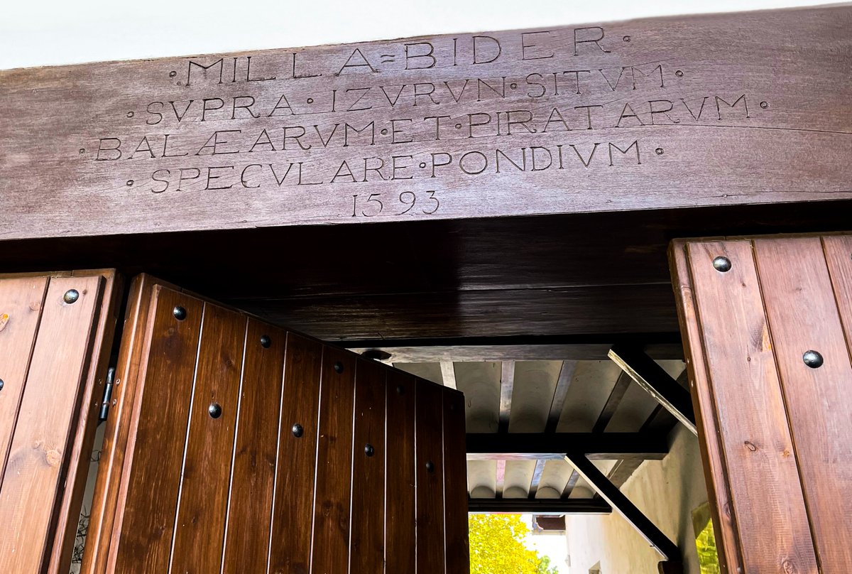 Los ojos del mar
Hoy toca mirar atrás, para ver cómo el pasado se hace presente, para reinventar sus claves, como dijo Oteiza.
bitacoraeduardo.com/los-ojos-del-m…

#ballenas #Atalayas #traineras #Donostia #Izurun