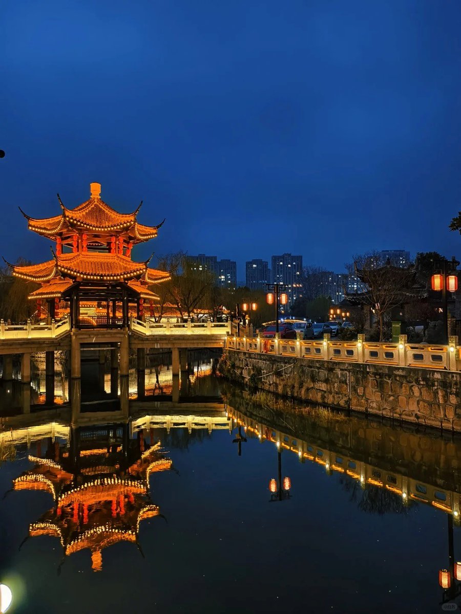 Rugao: A Stunningly Beautiful City
Rarely use "breathtaking beauty" to describe cities, but Jiangsu's Rugao is the exception! Perfect for travel. Evening strolls through the old city reveal millennium-old memories and deep affection. As the "City of Longevity," Rugao's abundant
