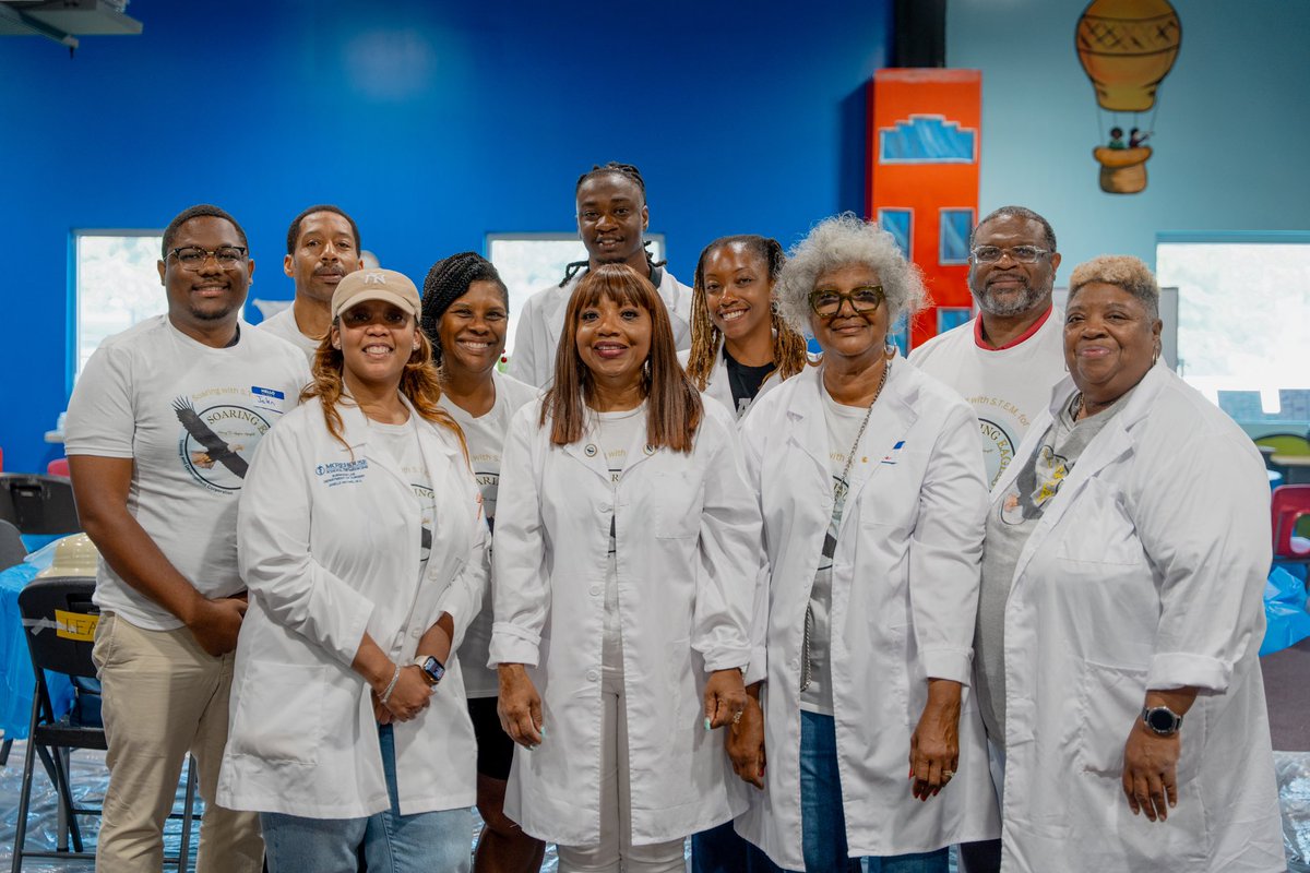 NewLifeDecatur's tweet image. 🚀 An amazing kickoff to our STEM Camp at NLC in partnership with Soaring Eagles! From volcanoes to architecture, our campers are already soaring to new heights. 🌟 And this is just the beginning — the journey has only begun! #STEMCamp #SoaringEagles