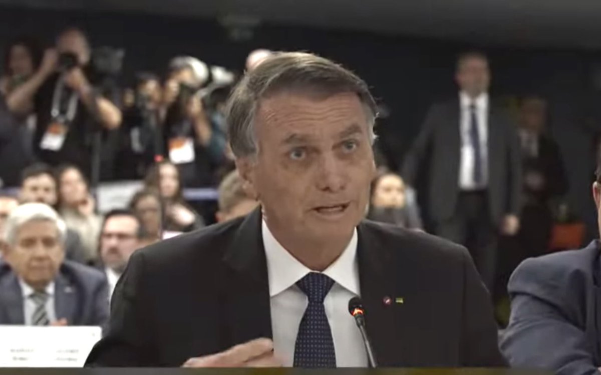 DimitriSales's tweet image. Que prazer ver este desgraçado no banco dos réus, submetido à lei e ao poder civil!