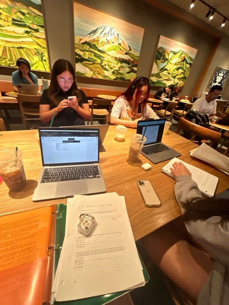 I don't quite understand why so few people are taking advantage of AI tools.

It seems that most are only aware of ChatGPT.

Here are 12 hidden gems you should check out:↓