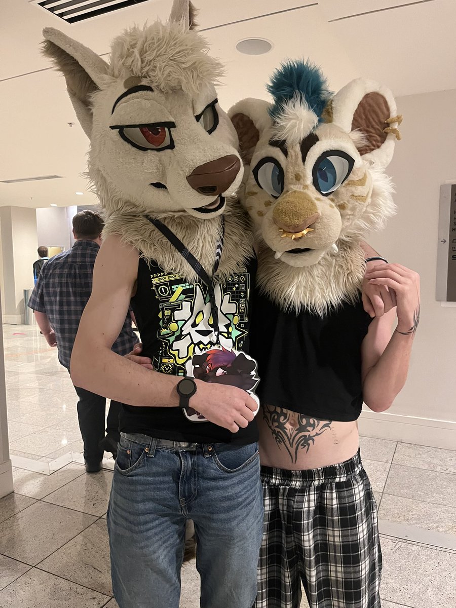 BriarsAD π Fwa (@fluffysaber24) on Twitter photo Met <a href="/RivomuttAD/">Rivo πΆοΈ The flat butt mutt</a> well kinda his friend was in his suit meet him later thoπ³π
<a href="/RivomuttAD/">Rivo πΆοΈ The flat butt mutt</a> we gotta hang again at a con π Met <a href="/RivomuttAD/">Rivo πΆοΈ The flat butt mutt</a> well kinda his friend was in his suit meet him later thoπ³π
<a href="/RivomuttAD/">Rivo πΆοΈ The flat butt mutt</a> we gotta hang again at a con π