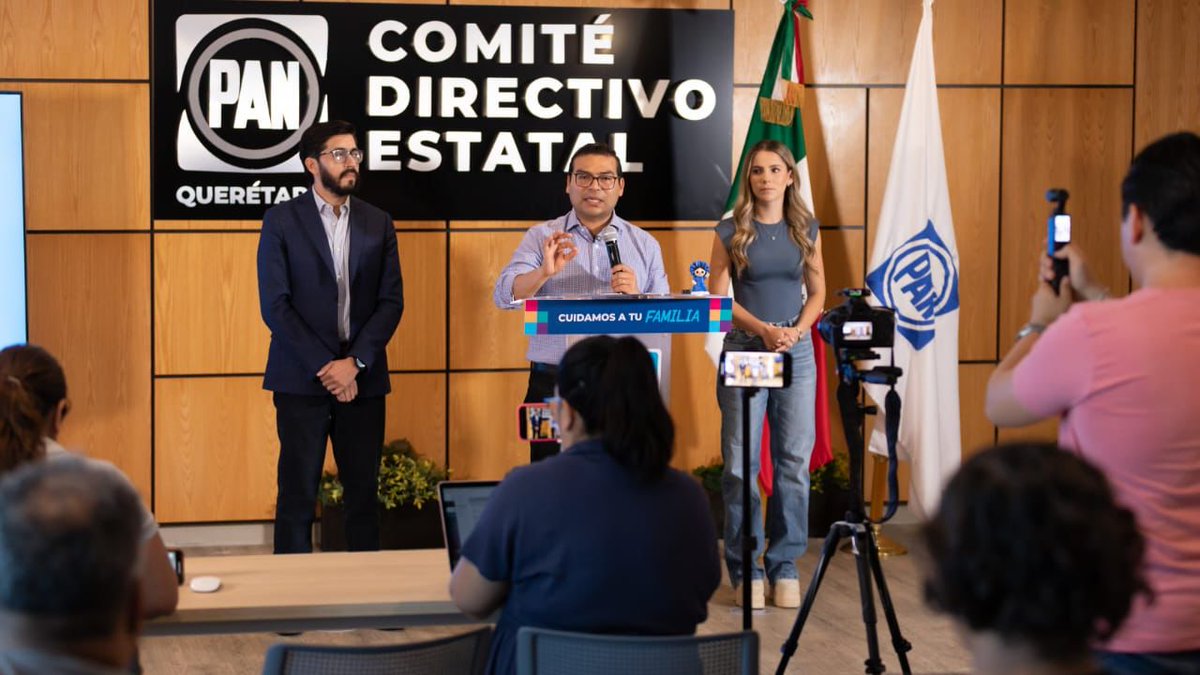 Círculo Noticias Querétaro (@cnqueretaro) on Twitter photo #Política ✍🏽 | 10 años de promesas sin cumplir en la 57: <a href="/MartinArango/">Martín Arango</a> 🚧
• Desde costos de 82 millones de pesos por kilómetro, hasta la pérdida de 2 mil 500 vidas, son las consecuencias de la obra sin fin en la 57. 👉🏽 goo.su/VLog3e #Política ✍🏽 | 10 años de promesas sin cumplir en la 57: <a href="/MartinArango/">Martín Arango</a> 🚧
• Desde costos de 82 millones de pesos por kilómetro, hasta la pérdida de 2 mil 500 vidas, son las consecuencias de la obra sin fin en la 57. 👉🏽 goo.su/VLog3e