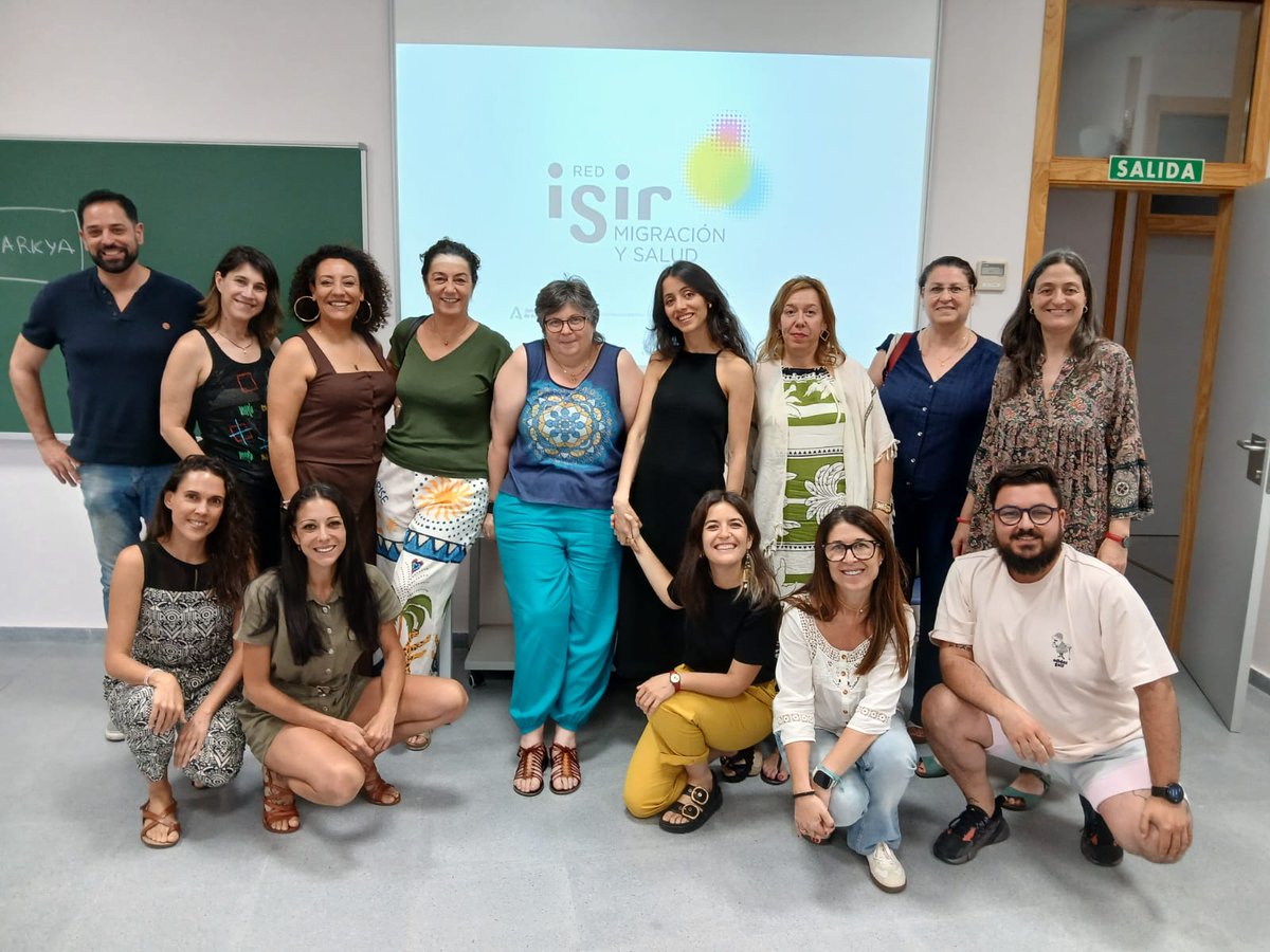 Foto de familia del alumnado de nuestro curso:
👩‍🏫 «Mediación Intercultural en el contexto sanitario»
📍Ha tenido lugar en Sevilla, hoy 10 de junio, y el pasado 27 de mayo
🙏Gracias por hacer posible la #formación en #MigraciónySalud
ℹ️redisir.net/2025/04/15/cur…