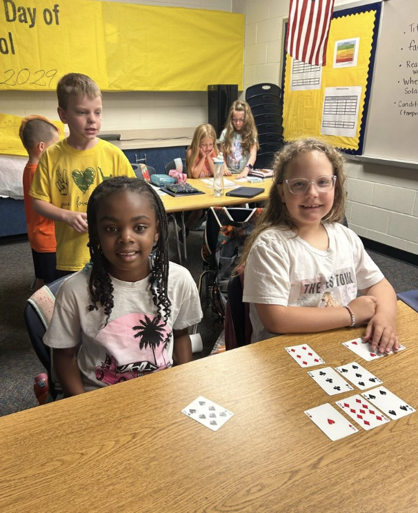 JillEltiste's tweet photo. We learned a new card game today: Adding to 15 #SCStars #LPSSummer2025 #3rdGradeRocks https://t.co/dpt8PfiMTl