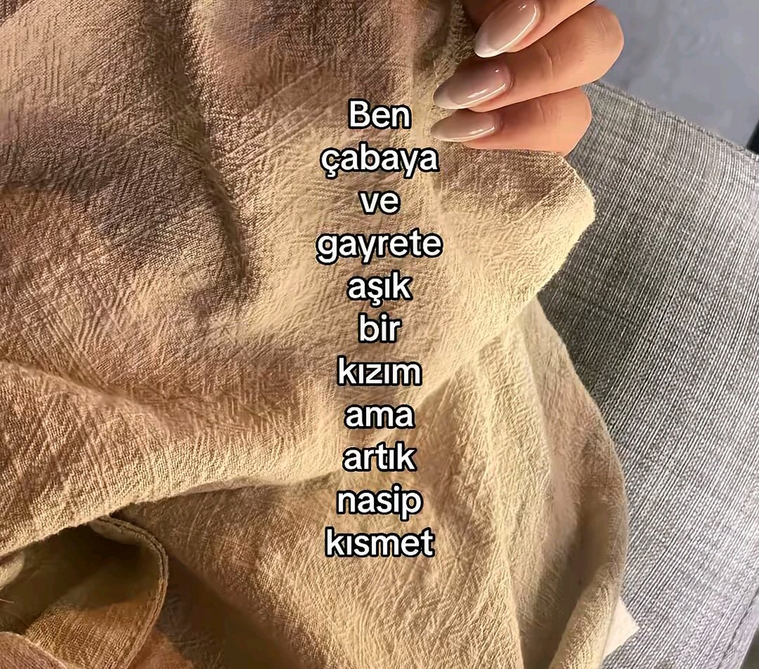 sinem (@kimbusnem) on Twitter photo 