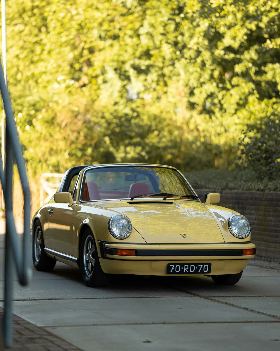 #Porsche 911 Targa
