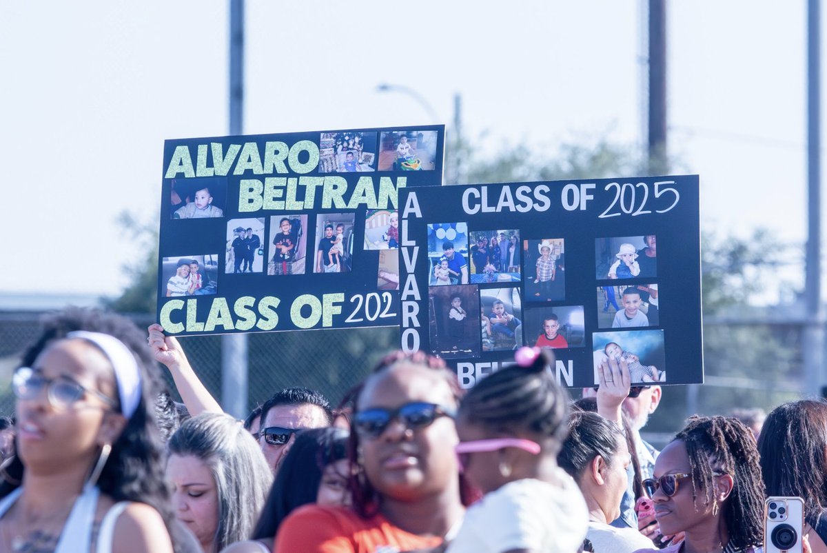 LAUSDSup's tweet photo. Rancho Dominguez Preparatory School graduates, you’ve painted your story in bold colors—every test, every triumph, every turning point. You are artists of your lives and architects of your dreams. This graduation? It’s only the beginning of your masterpiece. #LiveInColor #Classof2025