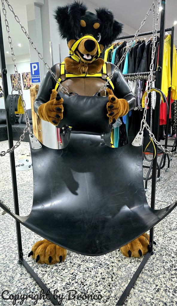 Who wants to take a seat on the Sling? I could do some treatments.
