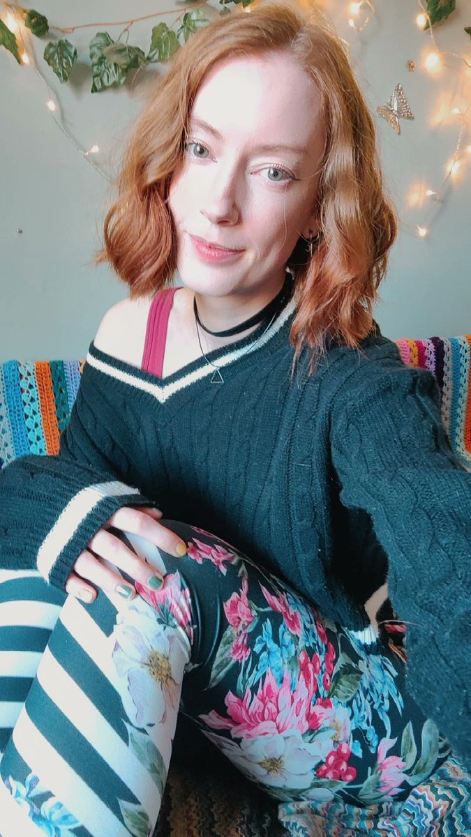 Hiii hello asmr.time x twitch.tv/misschloeasmr