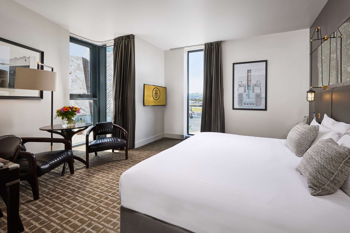 TitanicHotelBel's tweet image. ⚓Enjoy 3 nights for the price of 2! 💙

Prices from £394 per room. Limited dates available in July and August, book now: ow.ly/I0wu50W4YZc 

#TitanicHotelBelfast #3For2 #SummerStaycation #BelfastBreaks #StayInHistory