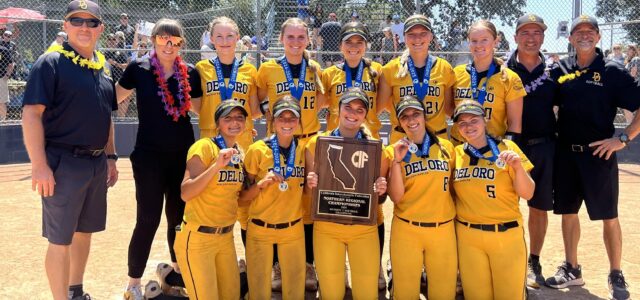 🌟🏆 What a match! Del Oro takes down Oak Ridge with a thrilling 5-3 win in the Division 1 Northern California Regional Final!🔥 #SportStars  #GoTigers #SoftballChampions sportstarsmag.com/2025/06/del-or…