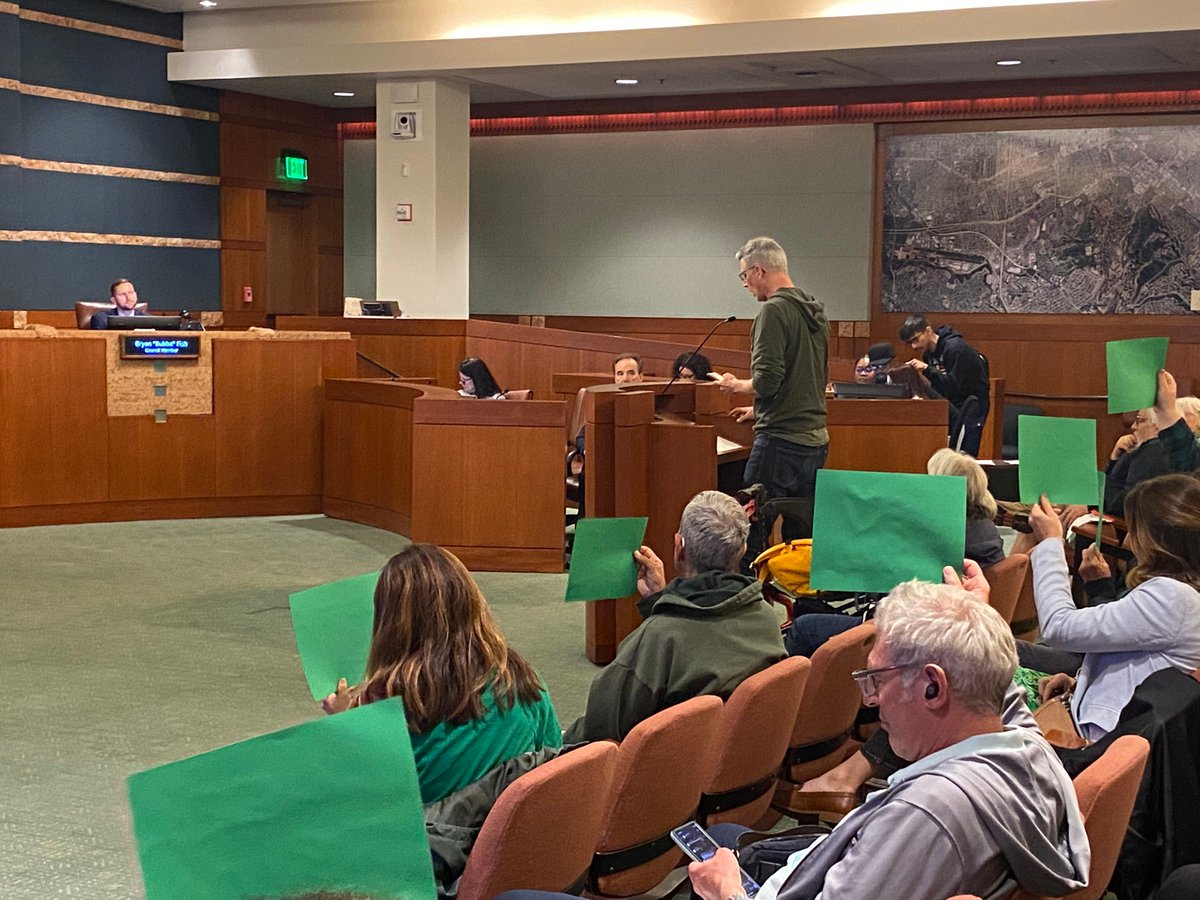 Jubilo Village is moving forward! Thanks to <a href="/CulverCityGov/">City of Culver City</a> for approving the city’s first 100% affordable housing project in over a decade. Big thanks to the residents and <a href="/FreddyPuzaCC/">Freddy Puza</a>, <a href="/YasmineMcMorrin/">Mayor McMorrin</a>, and <a href="/bubbathefish/">Bubba Fish 🐠</a> for their unwavering support.