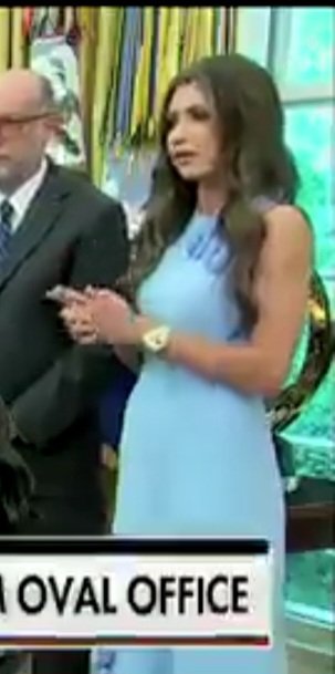 MONCAYOJUAN's tweet image. La acusación falsa que le hace esta pendeja ignorante @Sec_Noem a la presidenta @Claudiashein debe recibir respuesta contundente por parte del gobierno de México.