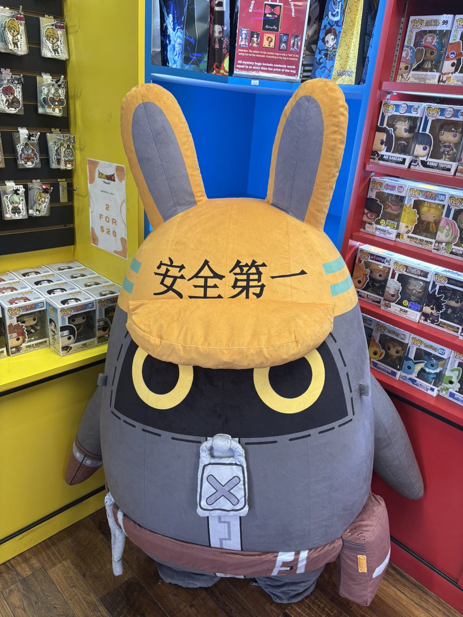 I’m here in Little Tokyo and I ordered the Operation Yum Collab 6 pcs Puff Set at Beard Papa then went to Anime Station and bought lots of Ben Bigger Merch! #ZZZ #zzzero #ZZZLT