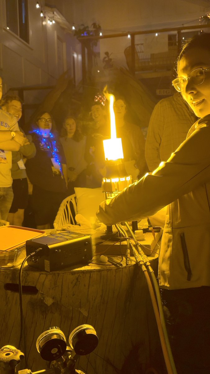 solarpunk (<a href="/lightcellenergy/">lightcell energy 🔆</a> at manifest 2025, lighthaven) 🔥🔆