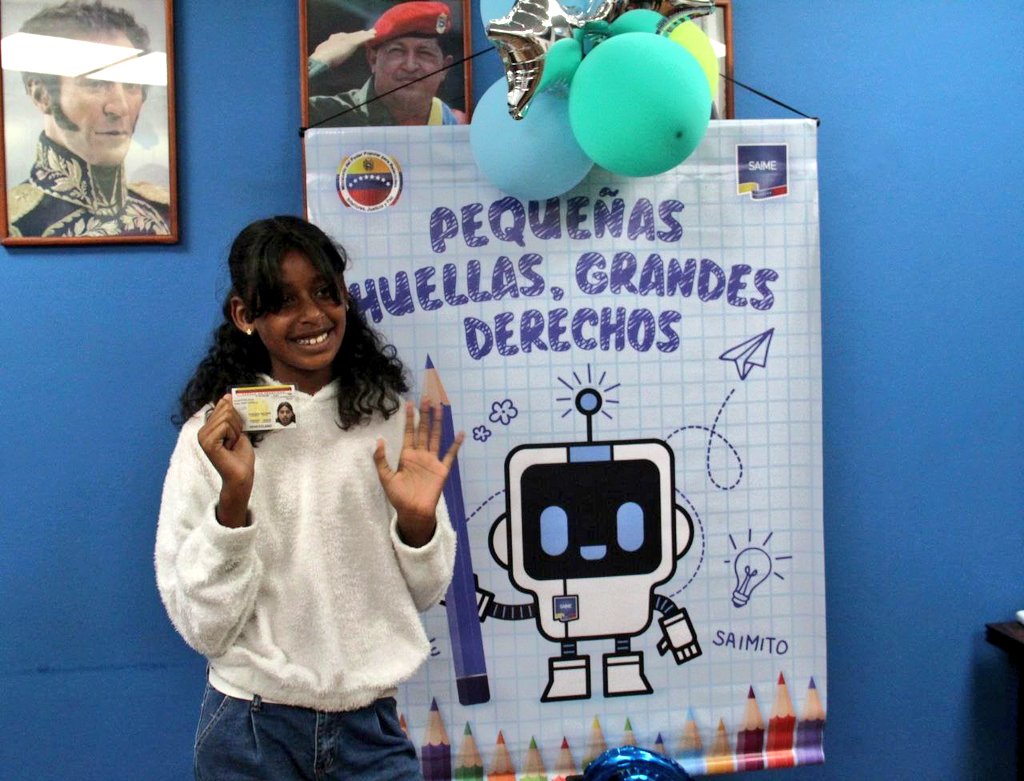 Sonrisas y alegría  se reflejan en la cara de los niños con la Ruta "Pequeñas Huellas, Grandes Derechos"

Desde la sede Saime, ubicada  en las instalaciones del Tribunal Supremo de Justicia (TSJ), niños, niñas y adolescentes  realizan el  proceso para obtener su primer documento,