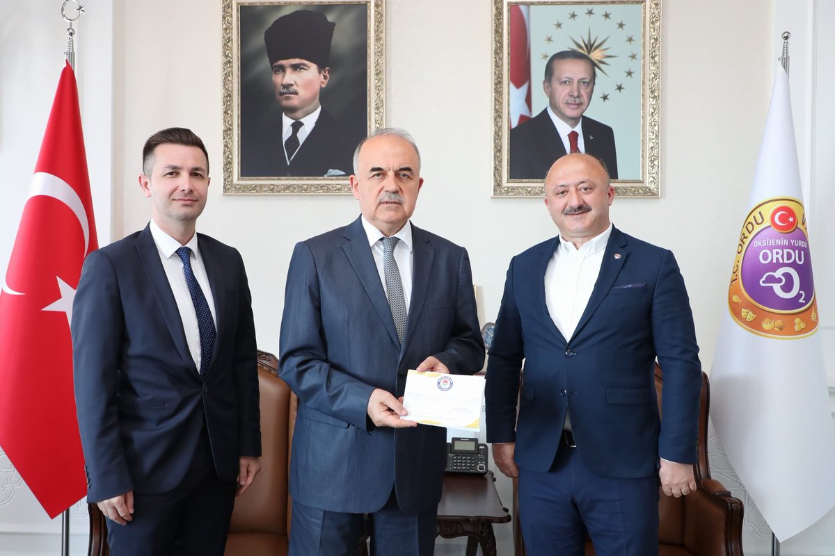 celenkismail's tweet photo. Ordu Valimiz Sayın Muammer Erol'u Makamında Ziyaret Ettik... https://t.co/xb2YduatRA