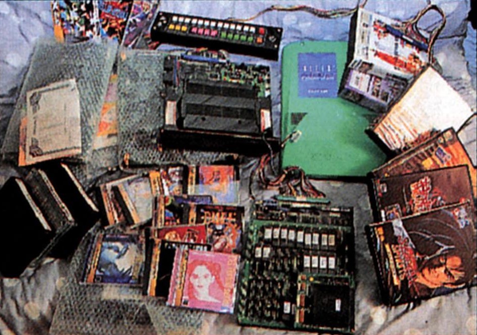 daibatadashi's tweet image. The room of a 35-year-old Fighting Maniac from Yokohama in 1996.