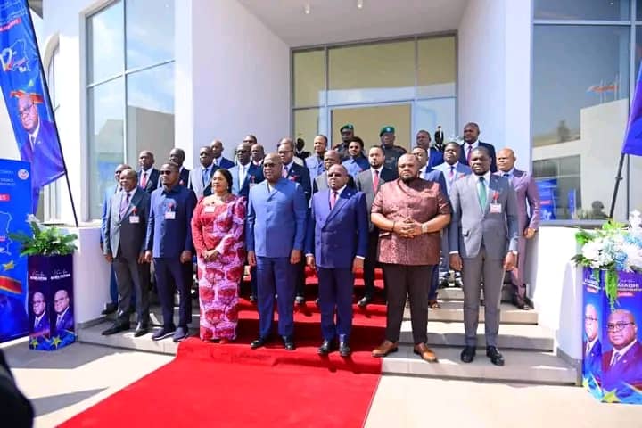Josue Lutumbatony (@jlutumbatony) on Twitter photo đđđđđđđđđđđđ
Kolwezi â 10 juin 2025 : Son Excellence Monsieur FĂ©lix-Antoine TSHISEKEDI TSHILOMBO, PrĂ©sident de la RĂ©publique et Chef de lâĂtat, procĂšde ce mardi Ă lâouverture officielle de la 12á” session de la ConfĂ©rence des Gouverneurs, dans la province du Lualaba. đđđđđđđđđđđđ
Kolwezi â 10 juin 2025 : Son Excellence Monsieur FĂ©lix-Antoine TSHISEKEDI TSHILOMBO, PrĂ©sident de la RĂ©publique et Chef de lâĂtat, procĂšde ce mardi Ă lâouverture officielle de la 12á” session de la ConfĂ©rence des Gouverneurs, dans la province du Lualaba.
