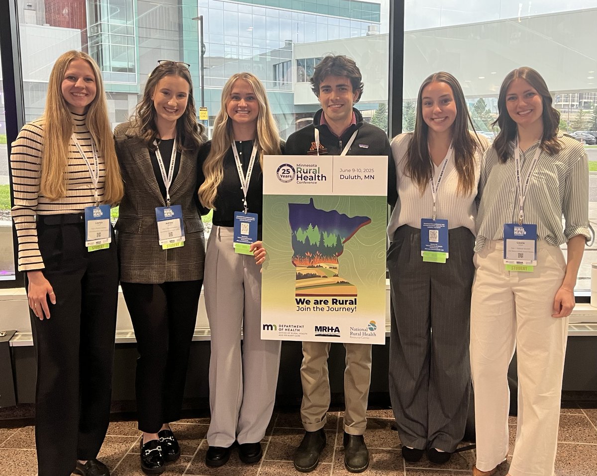 Some of our first-year medical students enjoying the Minnesota Rural Health Conference in #Duluth today! 🎉