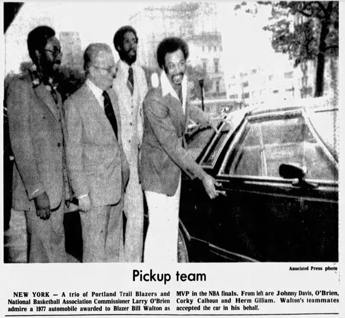 77Blazers's tweet photo. June 10, 1977 - @trailblazers center #BillWalton, who was named the #MVP of the 1977 #NBAFinals, missed the award ceremony as he had a "prior commitment."
#SportMagazine has given a car to the @NBA #Finals MVP since 1955 but Walton is the first to not attend the ceremony.
Walton had asked fellow #Blazers teammate #MauriceLucas to accept the car on his behalf but he was unable to attend as well. Fellow #Portland teammates #CorkyCalhoun, #JohnnyDavis, and #HermGilliam flew to New York to represent him.
#RipCity #ThisDateinBlazersHistory #OTD