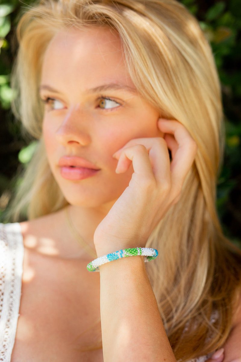 SashkaCo's tweet photo. Celebrate friendship, sunshine, and the beauty of our planet with the Earth Bracelet — a stunning blend of ocean blue, lush green, and cloud white. 🌎
 🛍️ Shop: https://t.co/zkamSNRh0V 
 #SashkaCo #EarthBracelet #SummerFriendship #HandmadeWithLove #StackEmHigh #LimitedEdition https://t.co/oSFQHK1L52