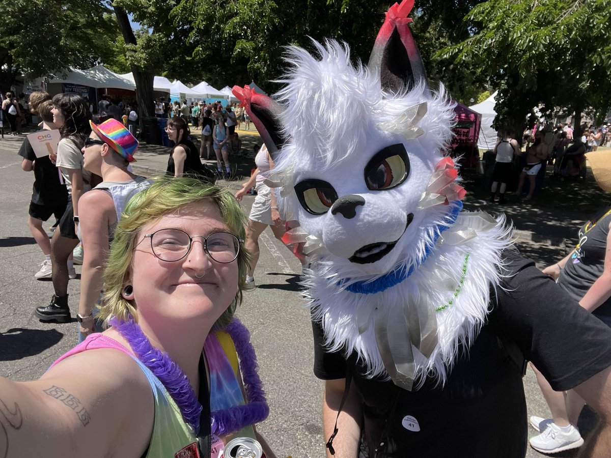 🏳️‍🌈Pride 2025🏳️‍🌈!!! OMG never felt so happy and loved in a space. Dancing the whole parade route was such a blast! 🏳️‍🌈🏳️‍🌈🏳️‍🌈