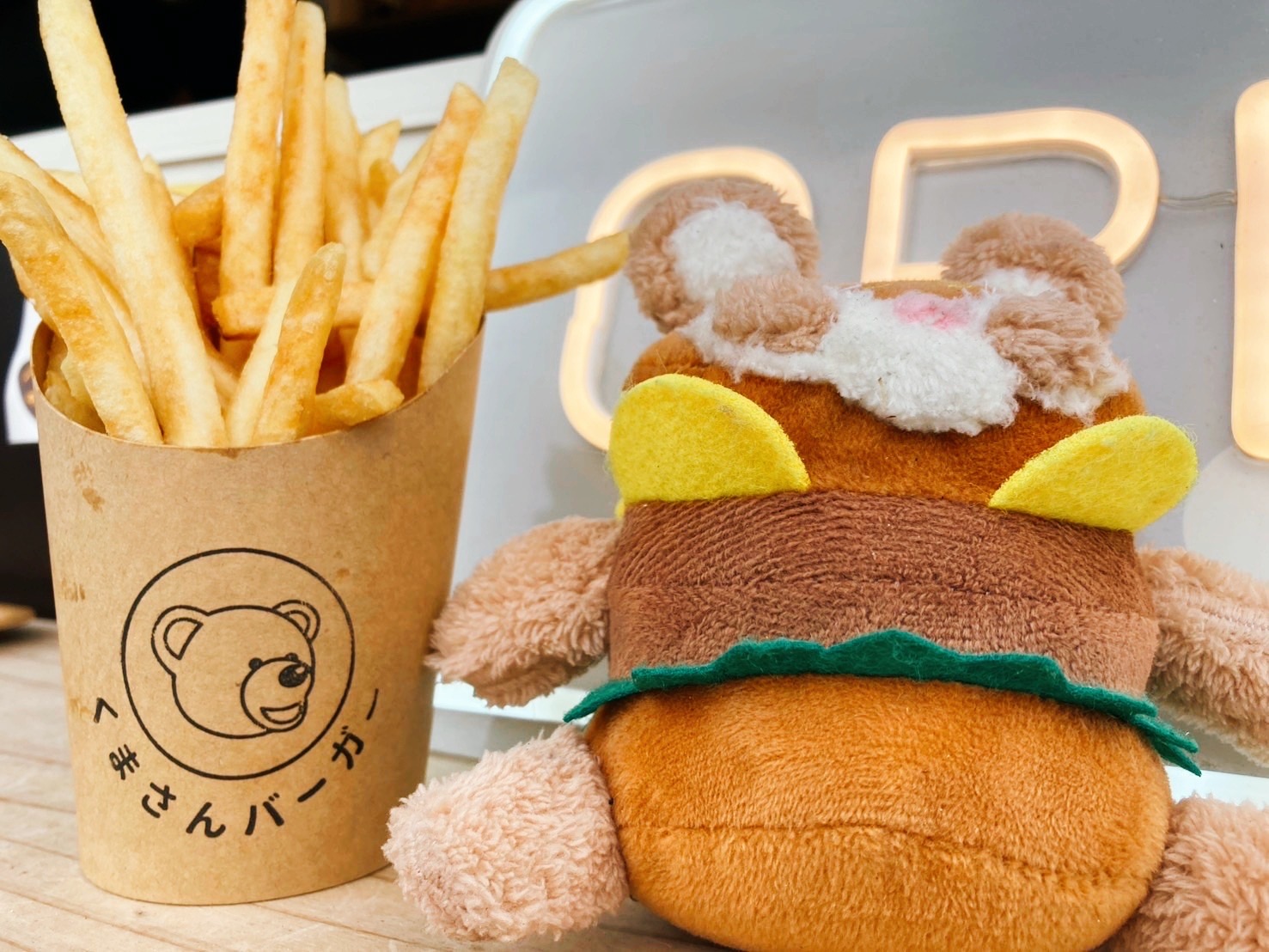 くまさんホワイトハンバーガー くまさんバーガー - Search / X