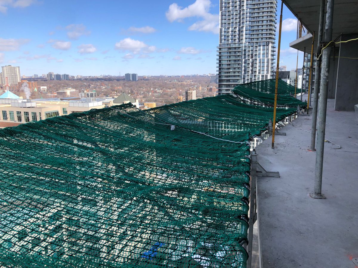 iwwinc_canada's tweet image. Protect your site with Smart Net&apos;s superior protection! Attaches to a single floor and able to withstand a 75lb drop without damage. The modular panels adjust telescopically 17&apos;-30&apos; to fit any building shape. Our exact blueprints ensure complete coverage. #SmartNet