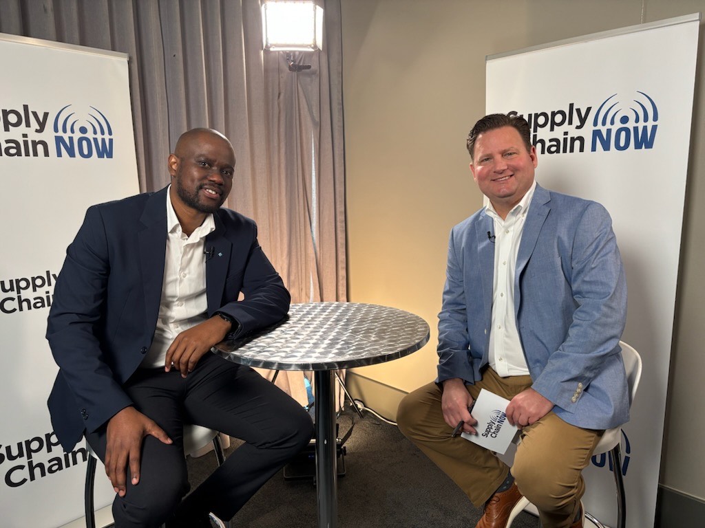_supplychainnow's tweet image. @Scottwluton joins SAPICS President Thato Moloi at #SAPICS2025 in Cape Town! 🌍
🎙️ Interviews with top supply chain voices coming soon —
📺 Follow us on YouTube to watch: hubs.ly/Q03rw-v40