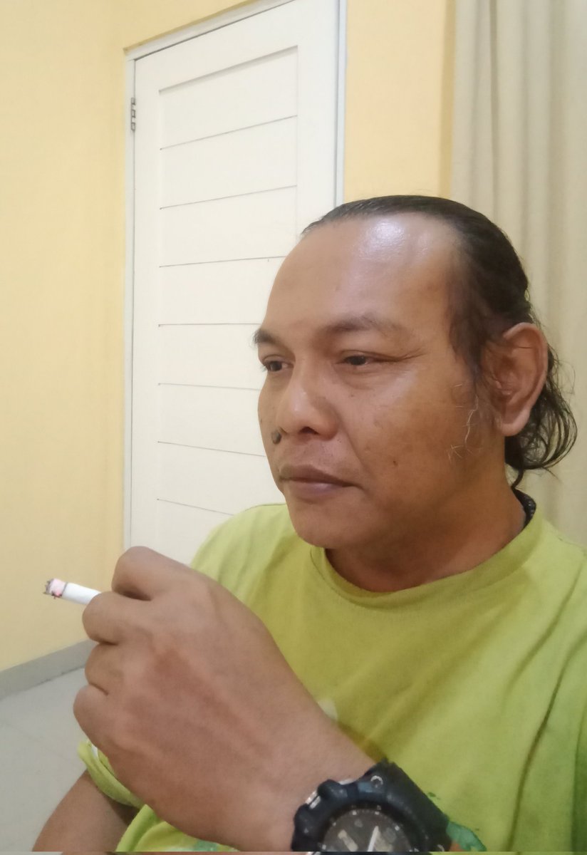 Semua dalam kehidupan ini hanya tentang Waktu dan Cinta.