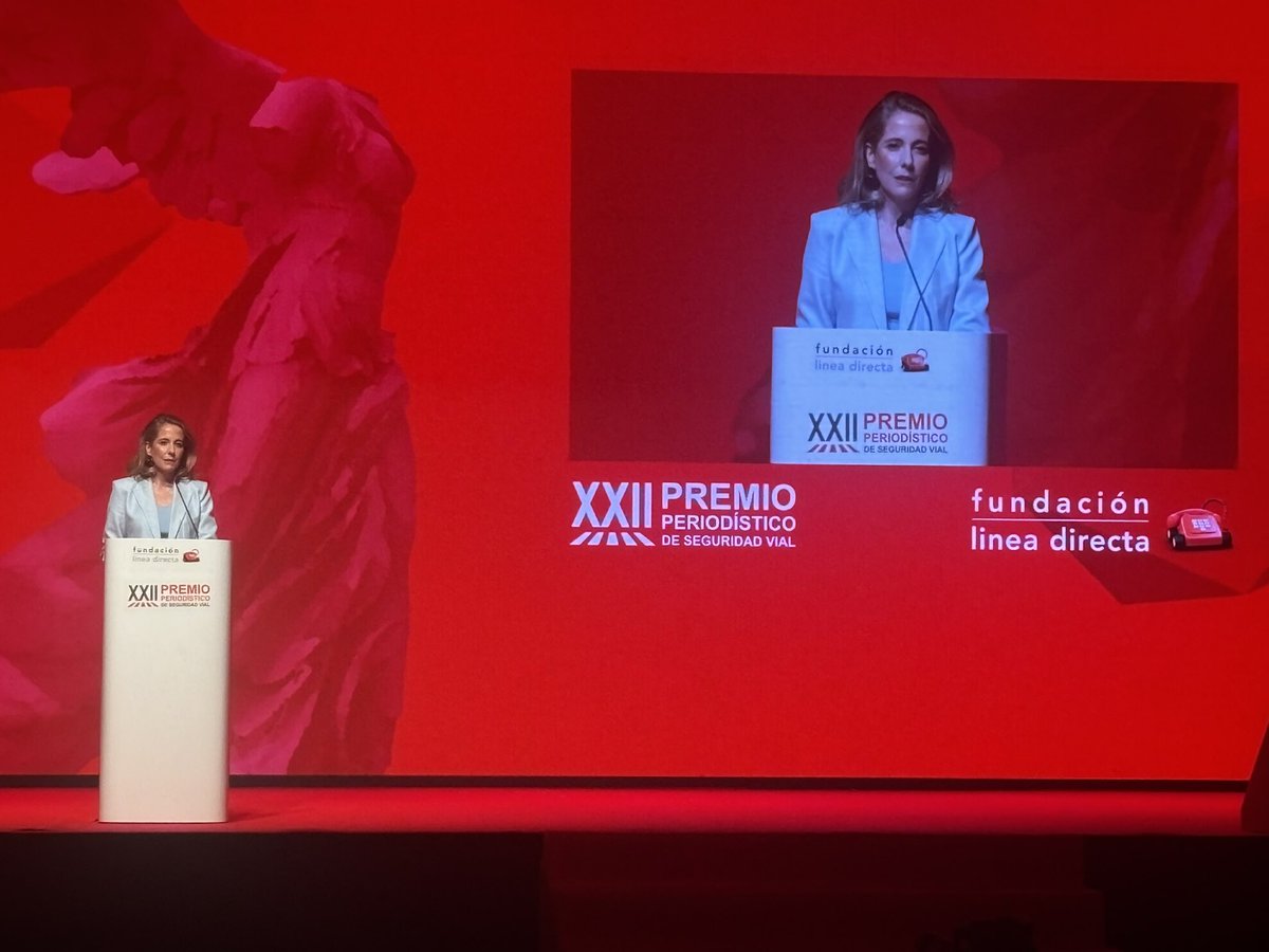 “Según la OMS, la cifra de muertos en accidentes de tráfico a lo largo de la Historia supera los 55 millones de personas” afirma Patricia Ayuela presidenta de <a href="/LineaDirecta_es/">Línea Directa</a> en #PremioPeriodistico
Es sorpréndete que nadie pensemos que podamos ser parte de ese número