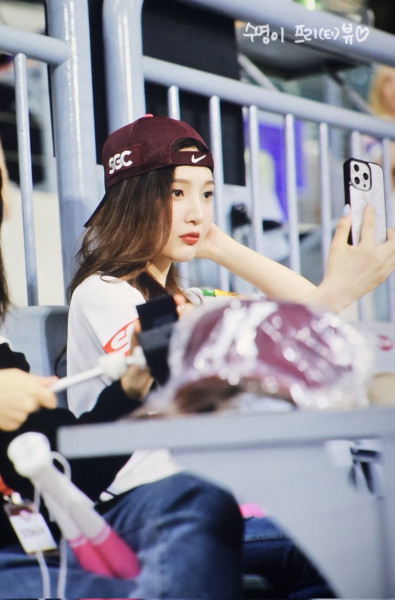 parkjoybrasil's tweet photo. Arremessadora mais bonita da atualidade Joy
#JOYFirstPitch
#키움히어로즈_조이
#JOY #조이 #RedVelvet #박수영
#ParkSooyoung #레드벨벳
@RVsmtown https://t.co/uu6VHtIMH4