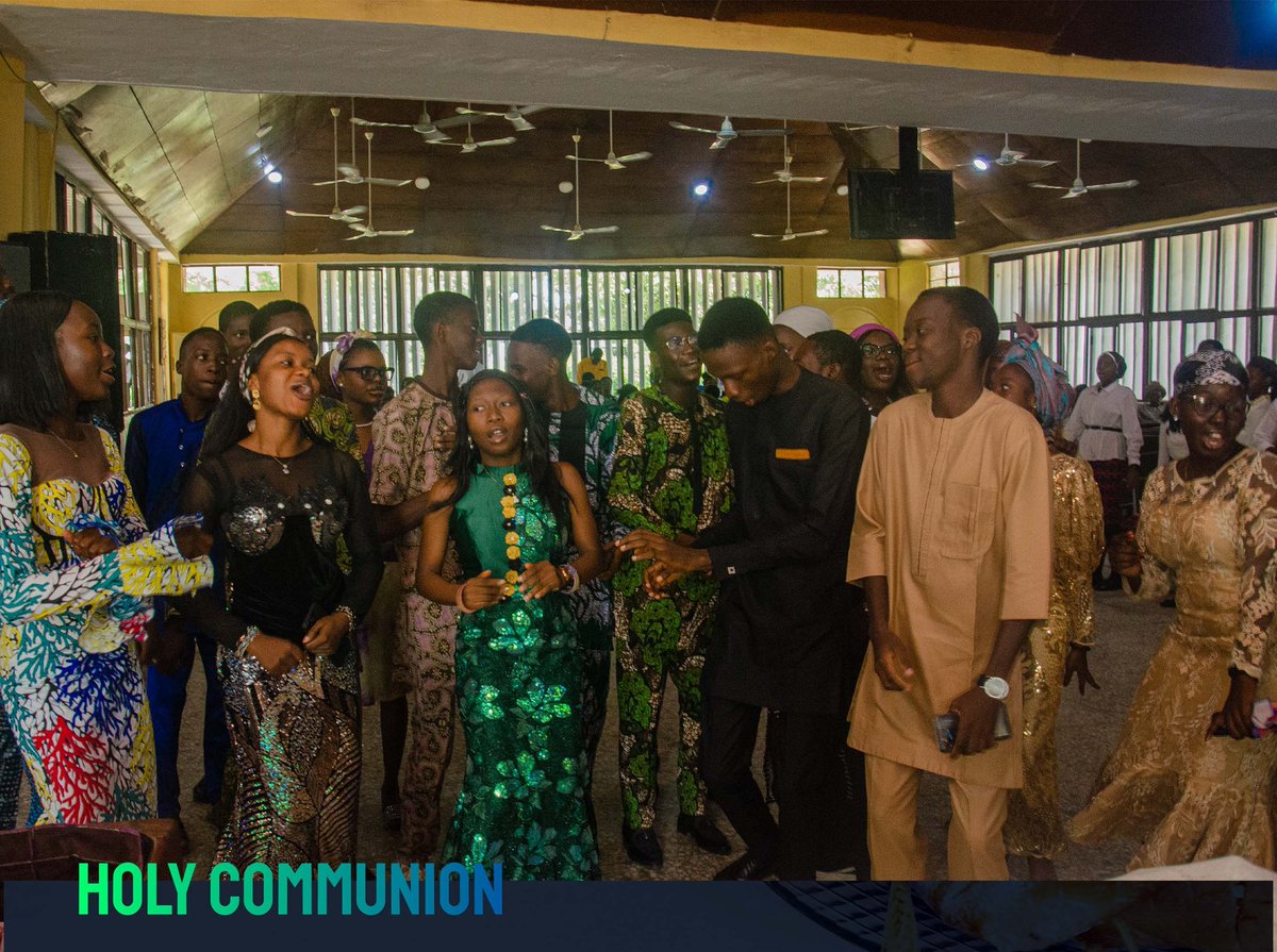 ChapelUnilorin's tweet image. ✨Holy Communion Sunday for the month of June ✝️🤍
"As our master has taught us,in this we shall continue"

#sundaypics📸 
#chapelunilorin 
#holycommunion