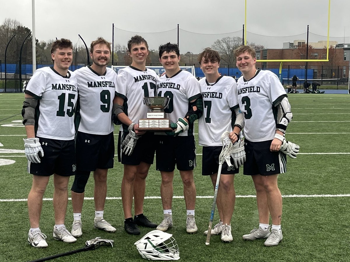 MHS_mens_lax's tweet image. We had 6 seniors graduate last night. #15 Dillon Butler, #9 Sean Murphy, #17 Cooper Austin, #19 Thomas Gormley, #7 Billy Doherty, #3 Zach Garlinger. Congratulations!