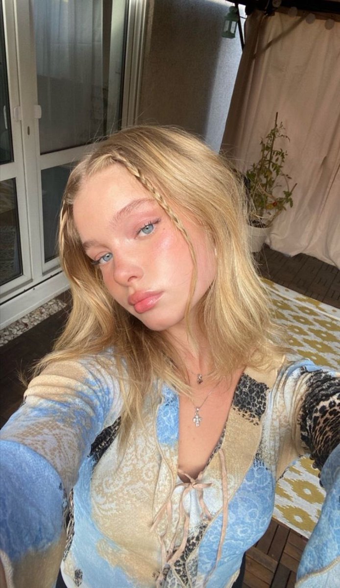 amelia (@bordvrsz) on Twitter photo 