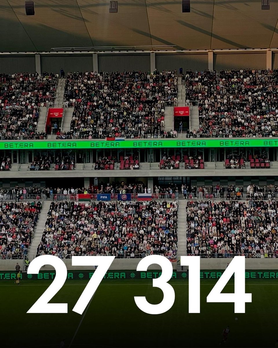 🤩 27314 зрителей на матче национальных сборных Беларуси и России!

Спасибо всем болельщикам за классную посещаемость и прекрасную поддержку на Национальном футбольном стадионе!

#СборнаяБеларуси #БелыяКрылы #FriendlyMatch #NationalTeam