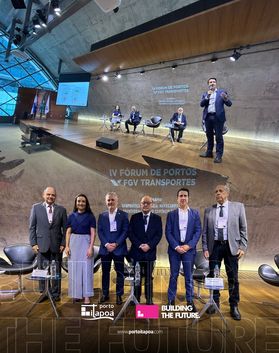 Porto Itapoá (@porto_itapoa) on Twitter photo Nosso CEO Ricardo Arten participou do IV Fórum de Portos promovido pela <a href="/FGV/">FGV</a>, no painel sobre o Potencial Logístico do Complexo Portuário da Baía da Babitonga, juntamente com o Secretário de Estado, Beto Martins <a href="/spafsc/">SPAF | Sec de Portos, Aeroportos e Ferrovias de SC</a> Egídio Martorano <a href="/FIESC/">FIESC</a> e Gabriela Costa <a href="/ATPAssociacao/">ATP</a> Nosso CEO Ricardo Arten participou do IV Fórum de Portos promovido pela <a href="/FGV/">FGV</a>, no painel sobre o Potencial Logístico do Complexo Portuário da Baía da Babitonga, juntamente com o Secretário de Estado, Beto Martins <a href="/spafsc/">SPAF | Sec de Portos, Aeroportos e Ferrovias de SC</a> Egídio Martorano <a href="/FIESC/">FIESC</a> e Gabriela Costa <a href="/ATPAssociacao/">ATP</a>