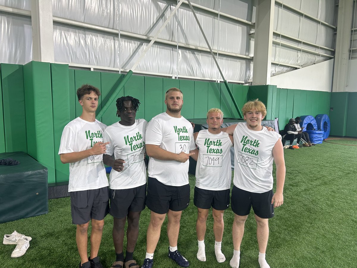 teagan_001's tweet photo. Had a great camp at @MeanGreenFB , thank you @PCobbs43 for the advice and support. 

@PineFootball @CoachTJones08 https://t.co/xcTUJMKGCH
