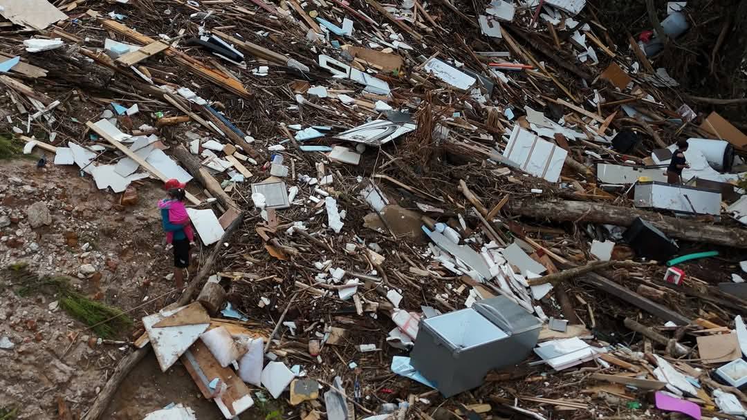 AaronRigsbyOSC's tweet image. Very exciting stuff happening this year. Finally got confirmation that I'll be having a lot of footage featured on Roku in an upcoming documentary about Hurricane #Helene and the impacts it had in the Carolinas and Tennessee. Can't wait to see these images and stories on a big