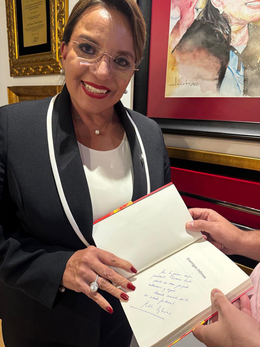 Gracias, presidenta <a href="/XiomaraCastroZ/">Xiomara Castro de Zelaya</a>