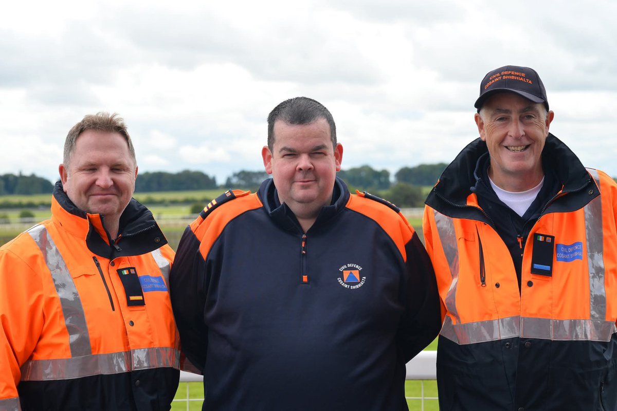 KildareCivilDefence (@civildefenceke) on Twitter photo This weekend we provided medical cover at the 24hour Relay for life on the Curragh Racecourse, Irish Dragon Boat Barrow Regatta in Carlow, with our colleagues from Carlow Civil Defence, Kildare County Orchestra Concert in Athy and June Fest in Newbridge <a href="/CivilDefenceIRL/">Civil Defence IRL</a> This weekend we provided medical cover at the 24hour Relay for life on the Curragh Racecourse, Irish Dragon Boat Barrow Regatta in Carlow, with our colleagues from Carlow Civil Defence, Kildare County Orchestra Concert in Athy and June Fest in Newbridge <a href="/CivilDefenceIRL/">Civil Defence IRL</a>